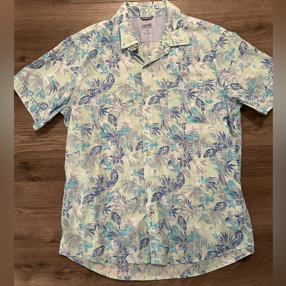 Izod Casual Hawaiian Button Down